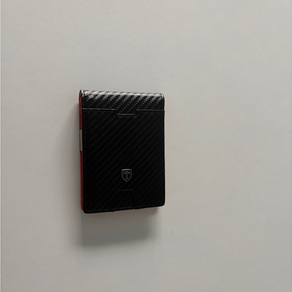 Carbon Fiber Black Key & Card Holder - Picture 1 of 4
